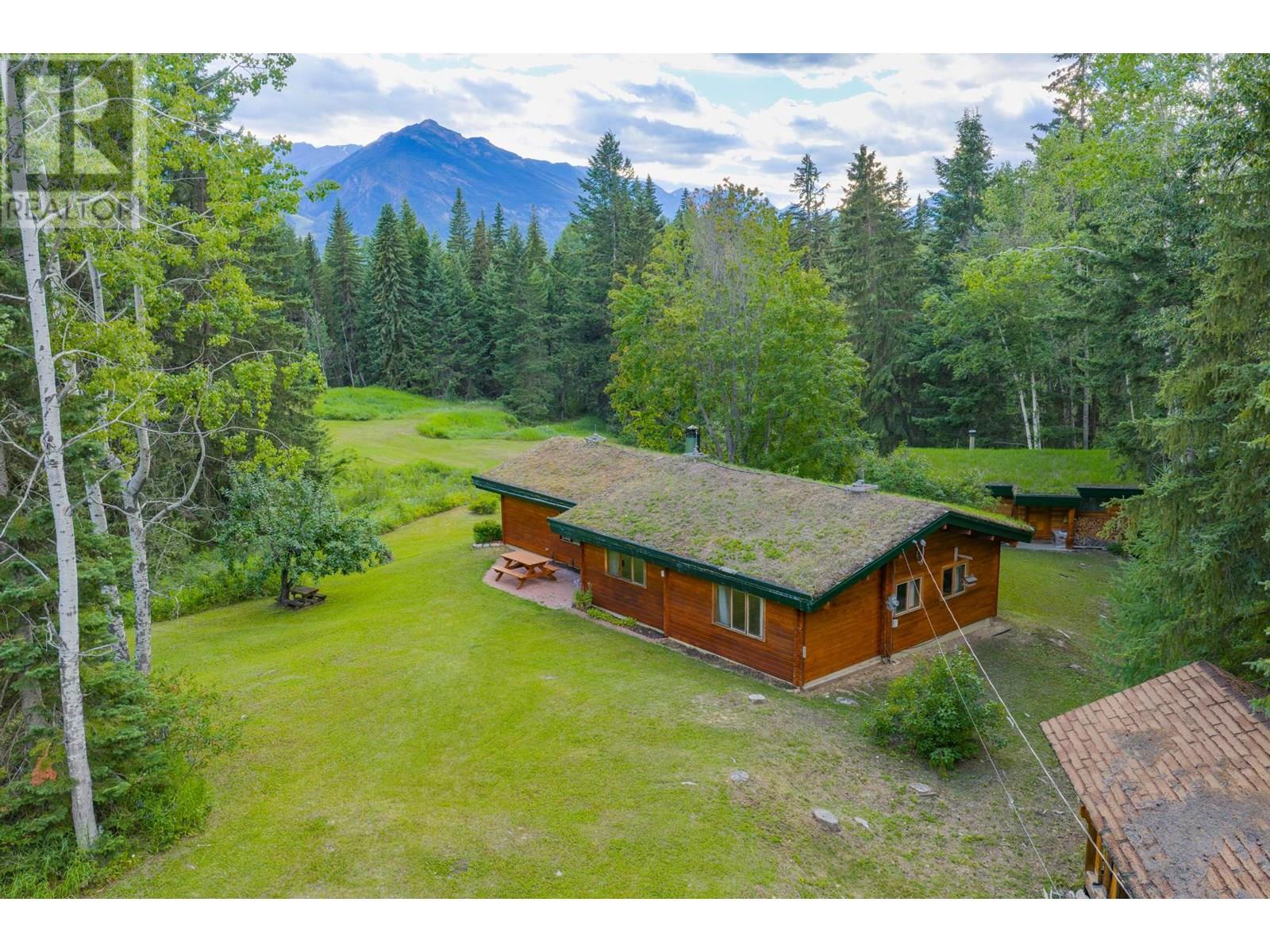 1739 Campbell Road, Golden, British Columbia  V0A 1H7 - Photo 14 - 10356379