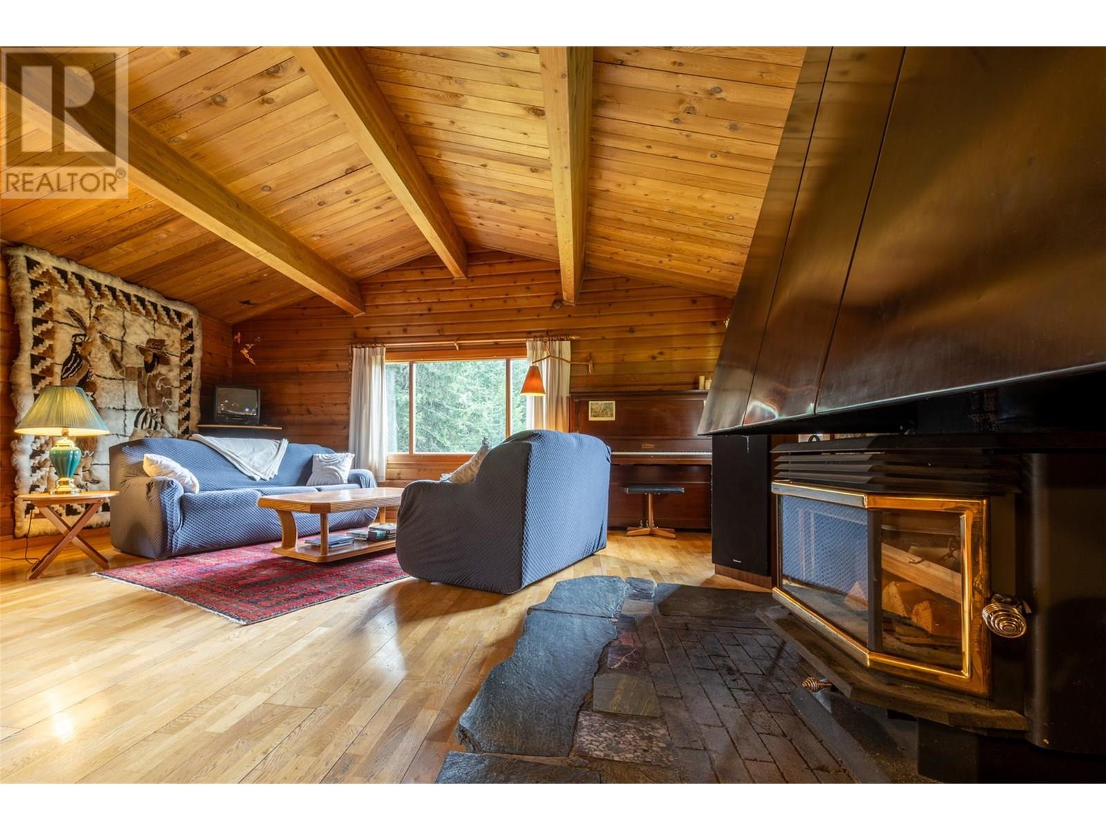 1739 Campbell Road, Golden, British Columbia  V0A 1H7 - Photo 23 - 10356379
