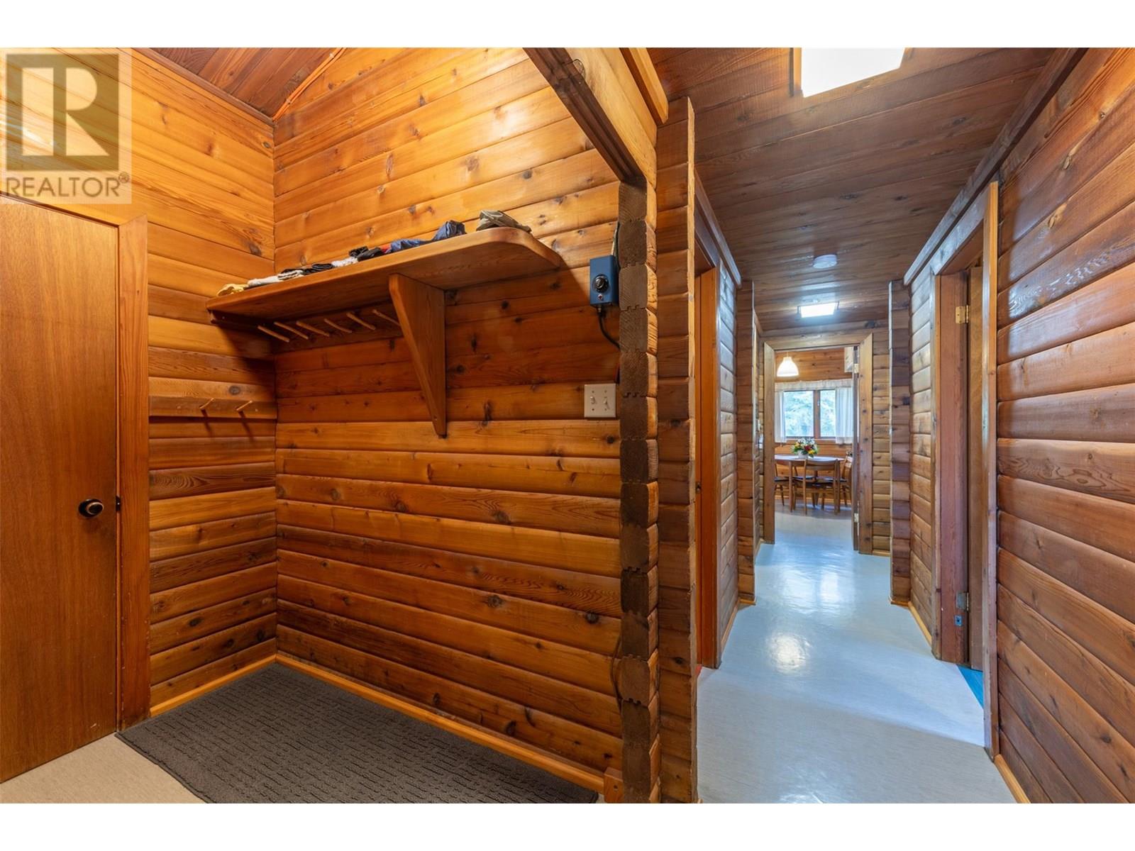1739 Campbell Road, Golden, British Columbia  V0A 1H7 - Photo 24 - 10356379