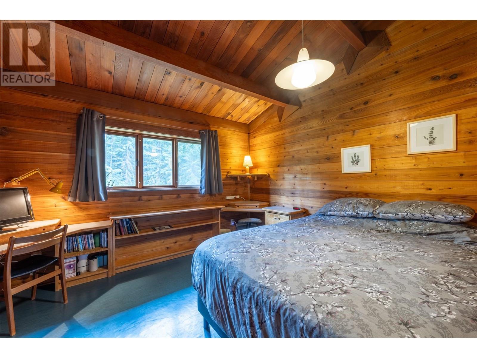 1739 Campbell Road, Golden, British Columbia  V0A 1H7 - Photo 28 - 10356379