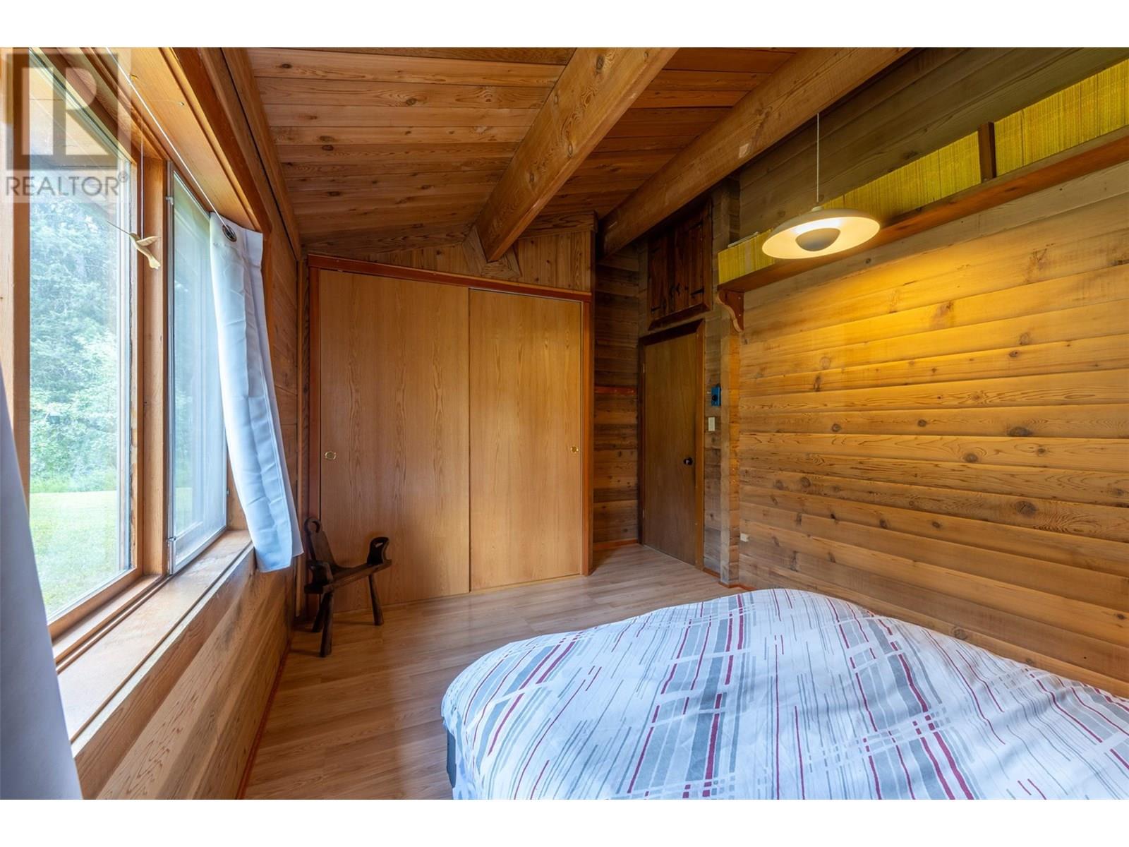1739 Campbell Road, Golden, British Columbia  V0A 1H7 - Photo 31 - 10356379