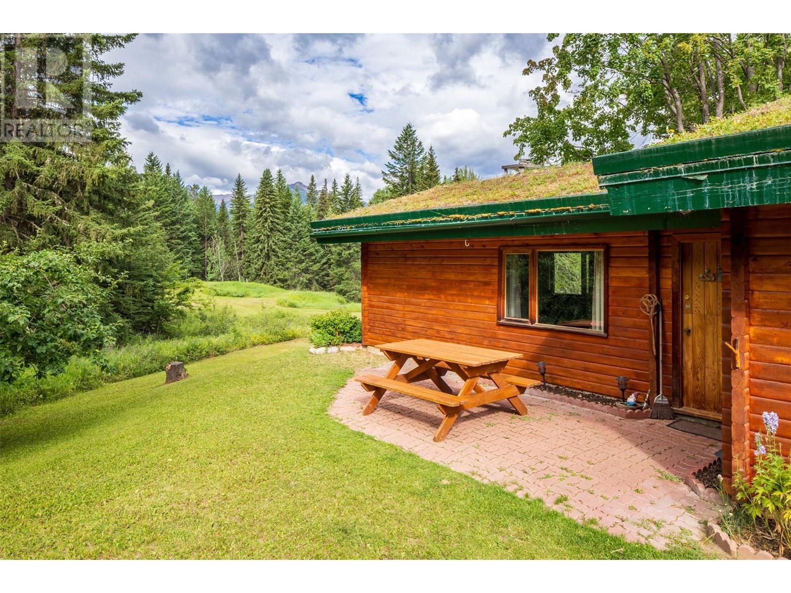 1739 Campbell Road, Golden, British Columbia  V0A 1H7 - Photo 6 - 10356379