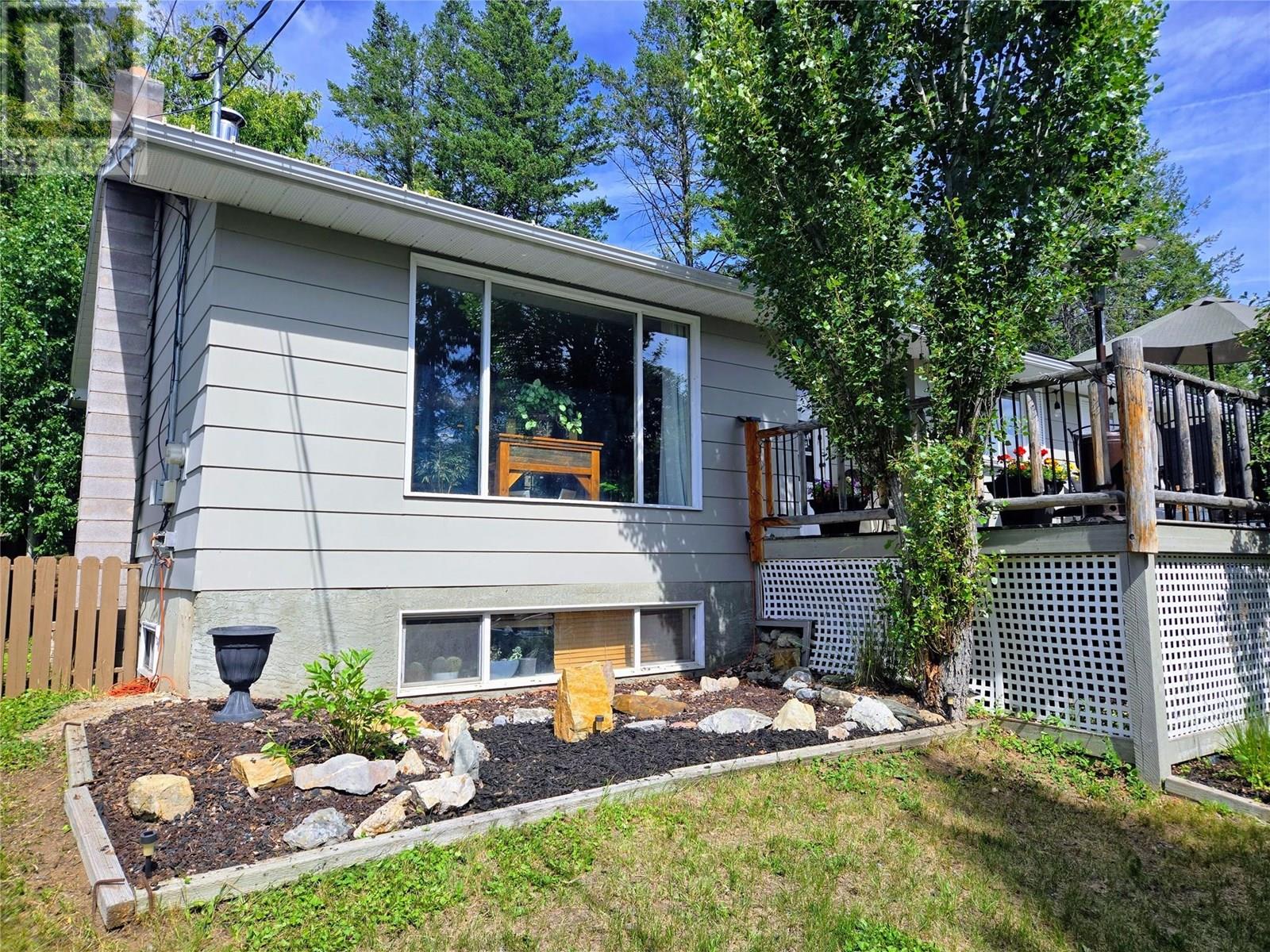 1718 9th Avenue, Invermere, British Columbia