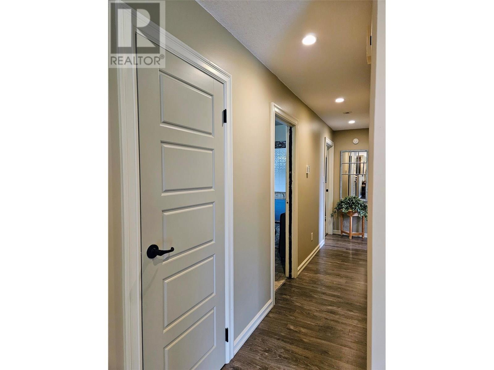 1718 9th Avenue, Invermere, British Columbia  V0A 1K0 - Photo 6 - 10356312