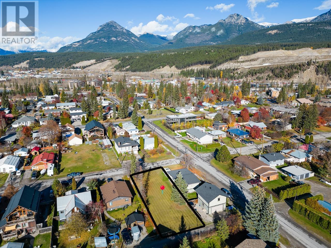 618 8th  S Street, Golden, British Columbia  V0A 1H0 - Photo 6 - 10356621
