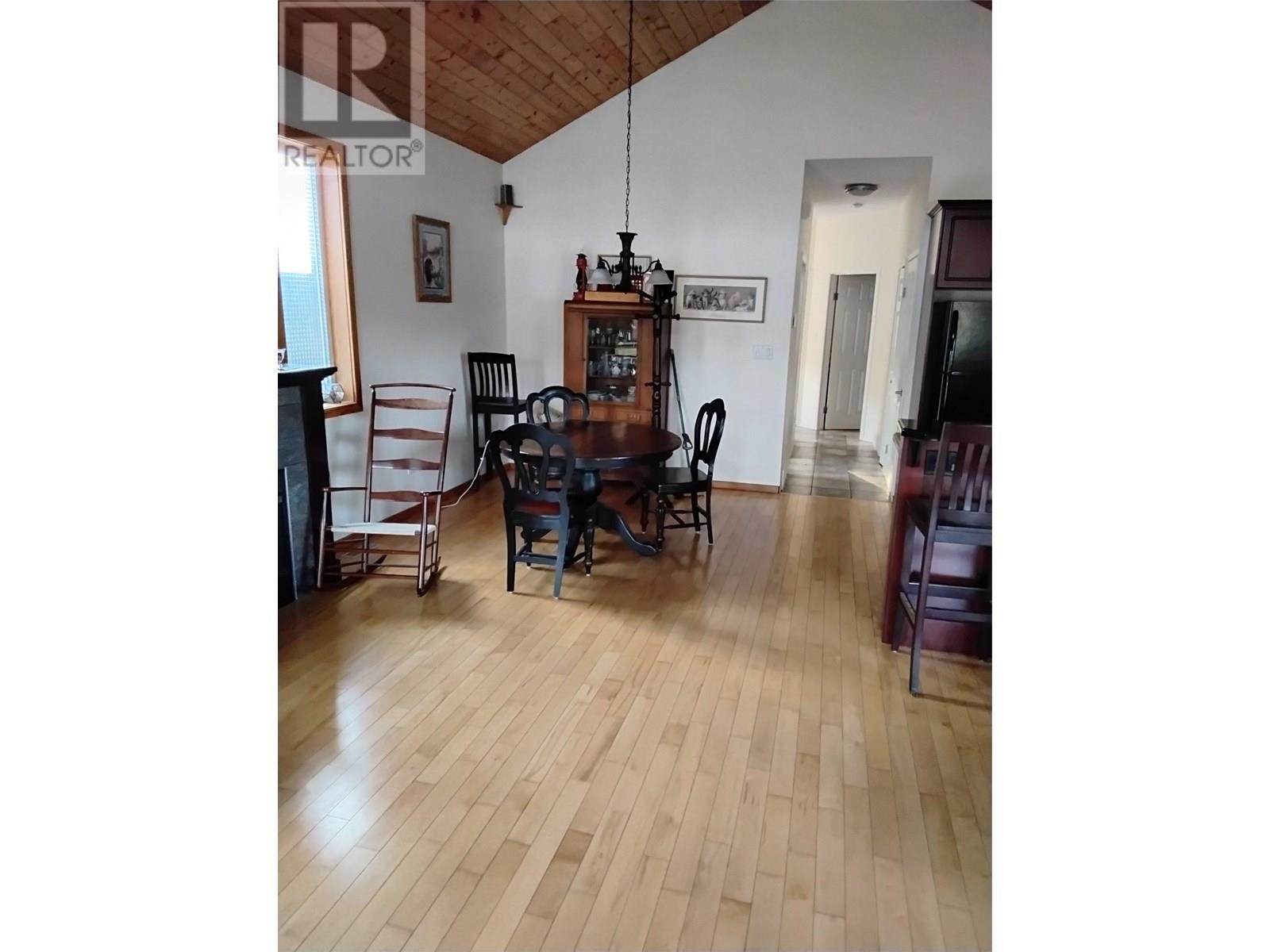 453 13th Avenue, Invermere, British Columbia  V0A 1K4 - Photo 11 - 10356569