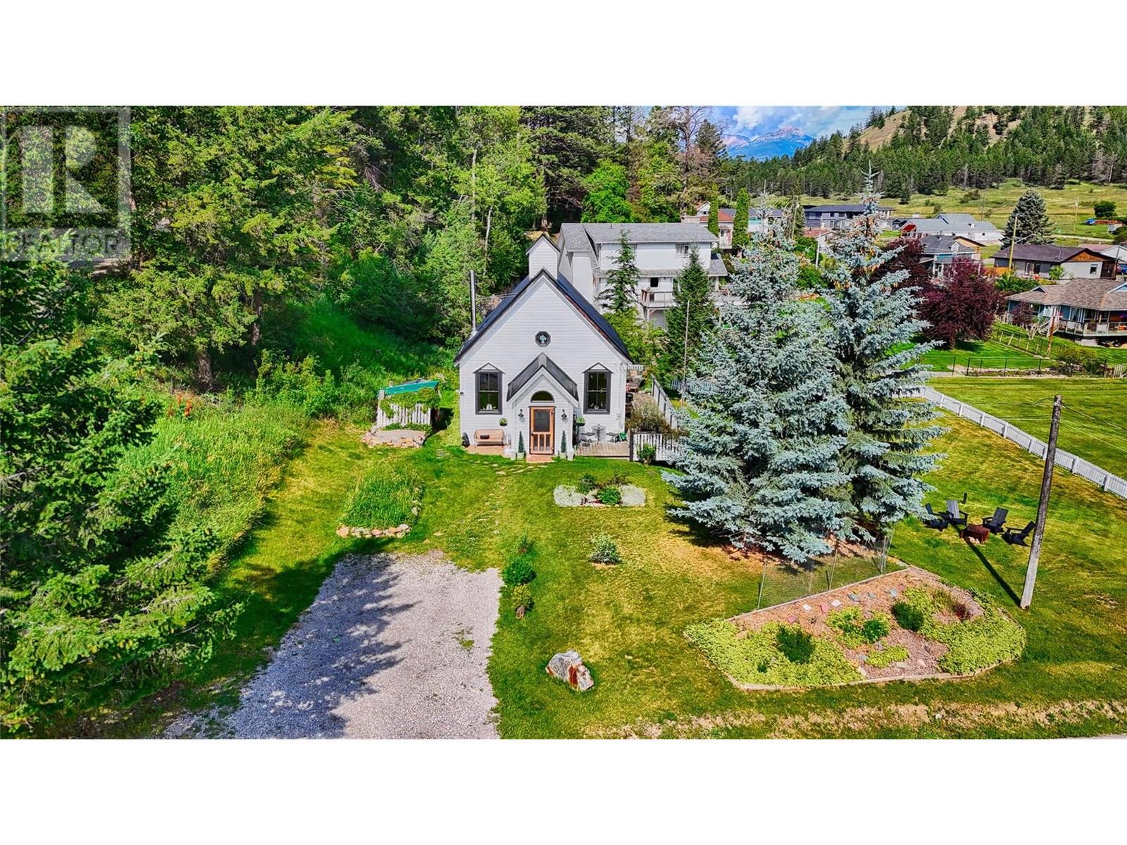 9211 West Avenue, Invermere, British Columbia  V0A 1K5 - Photo 47 - 10356655