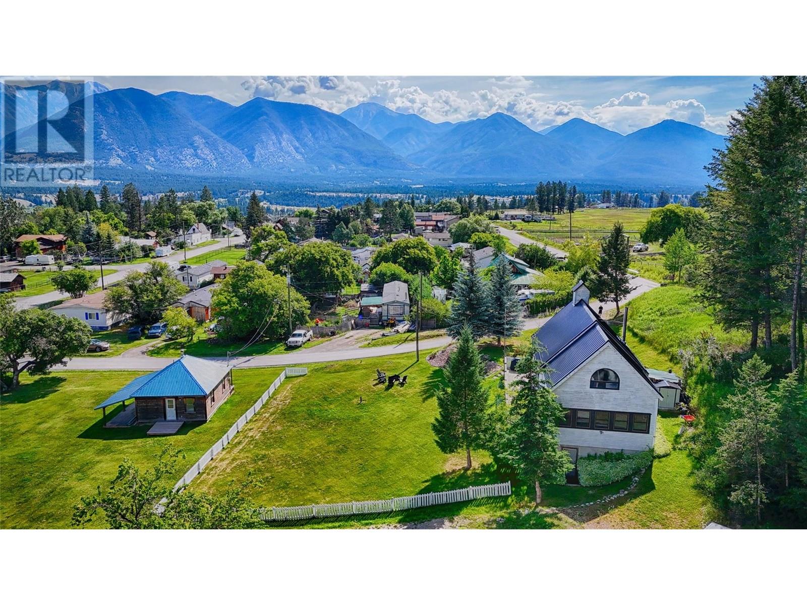 9211 West Avenue, Invermere, British Columbia  V0A 1K5 - Photo 50 - 10356655