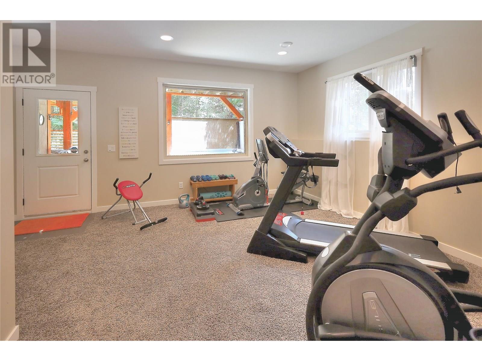 917 Copper Point Way, Windermere, British Columbia  V0A 1K3 - Photo 31 - 10356669