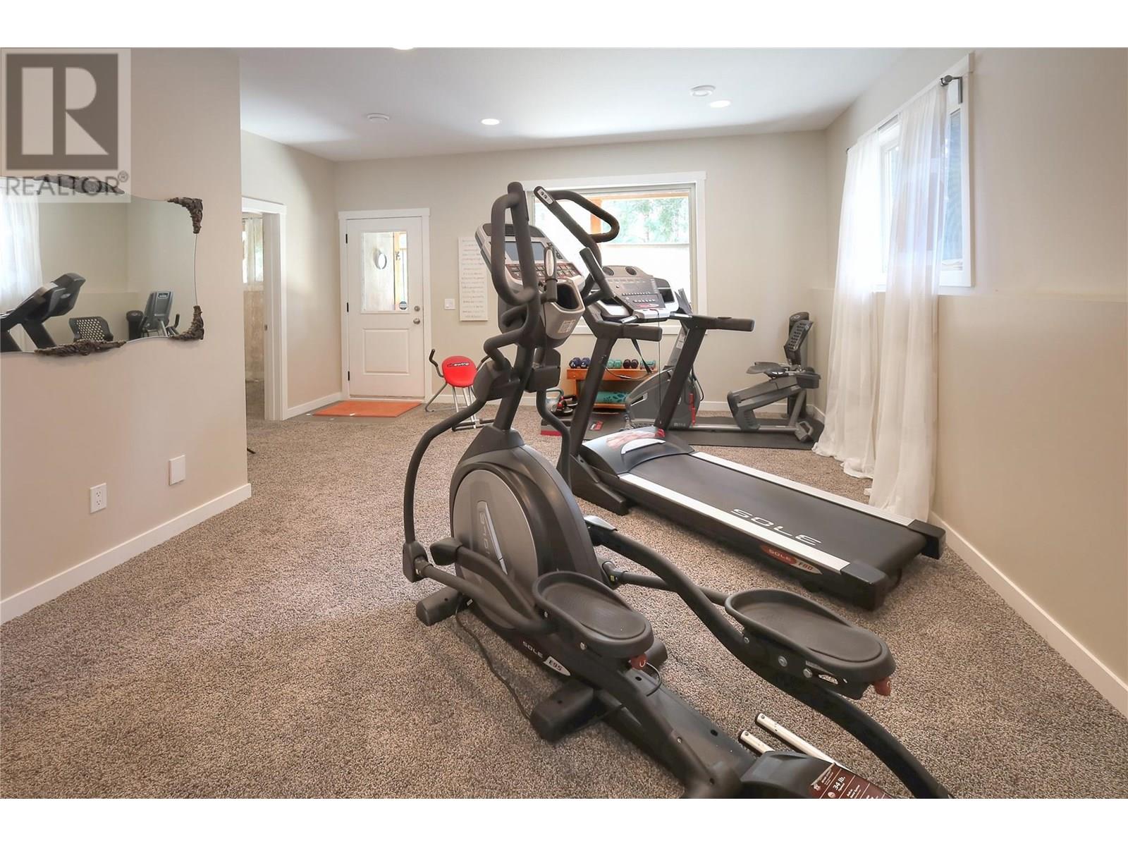 917 Copper Point Way, Windermere, British Columbia  V0A 1K3 - Photo 32 - 10356669