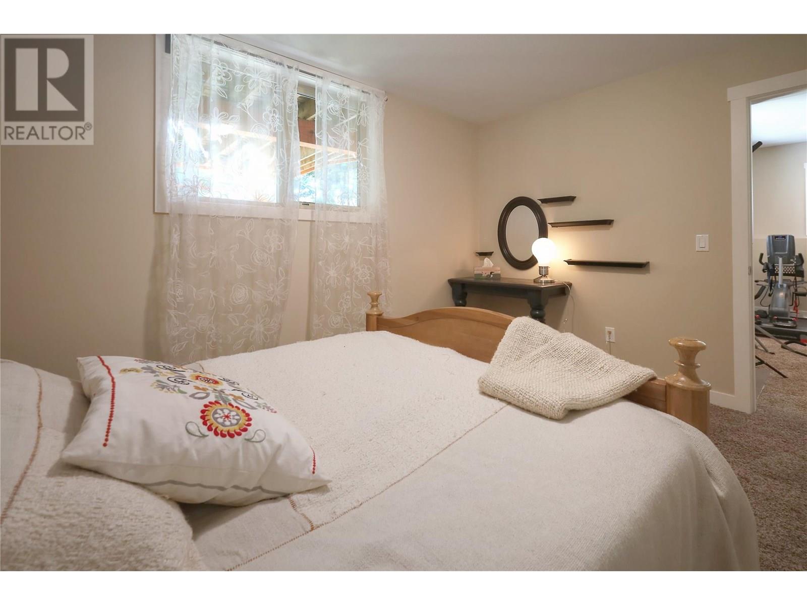 917 Copper Point Way, Windermere, British Columbia  V0A 1K3 - Photo 38 - 10356669