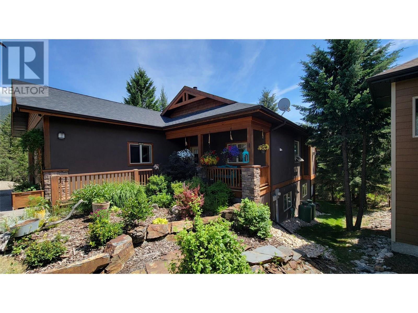 917 Copper Point Way, Windermere, British Columbia  V0A 1K3 - Photo 51 - 10356669