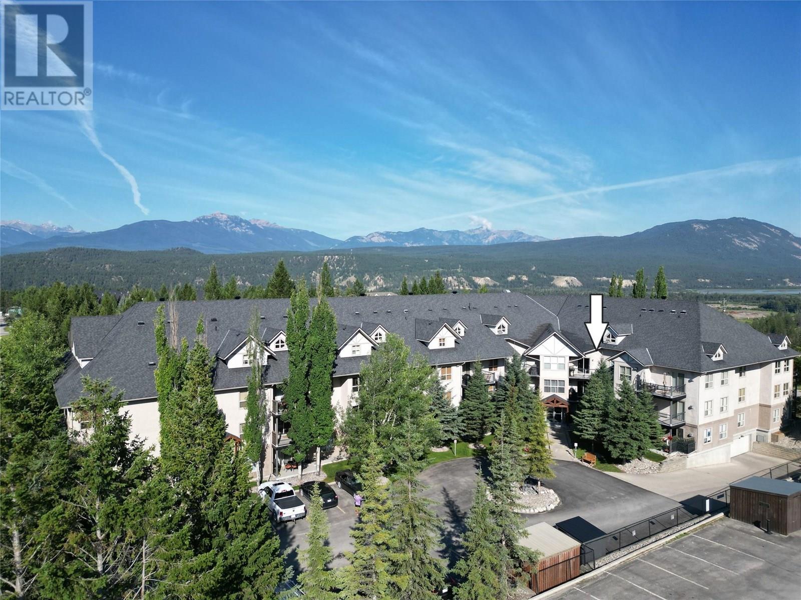 4875 RADIUM Boulevard Unit# 303, Radium Hot Springs, British Columbia