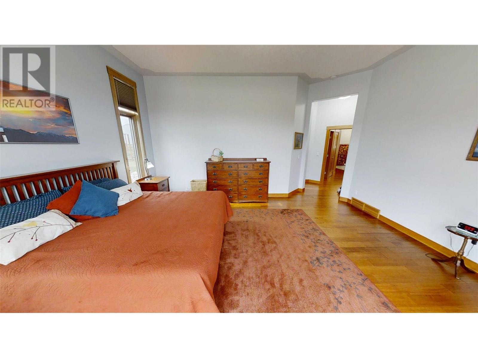 129 Westside Road, Invermere, British Columbia  V0A 1K5 - Photo 32 - 10356802