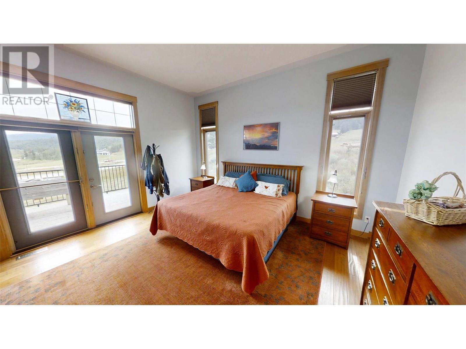 129 Westside Road, Invermere, British Columbia  V0A 1K5 - Photo 33 - 10356802