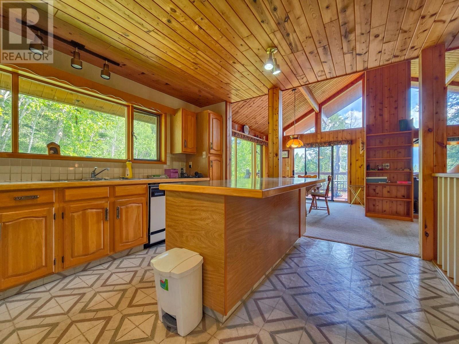 2830 Berrey Road, Brisco, British Columbia  V0A 1B0 - Photo 26 - 10356151