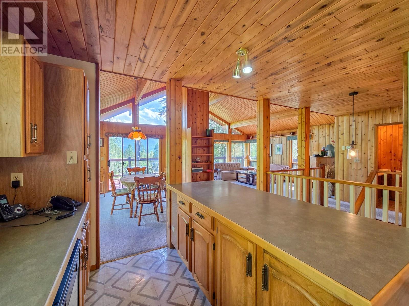 2830 Berrey Road, Brisco, British Columbia  V0A 1B0 - Photo 27 - 10356151