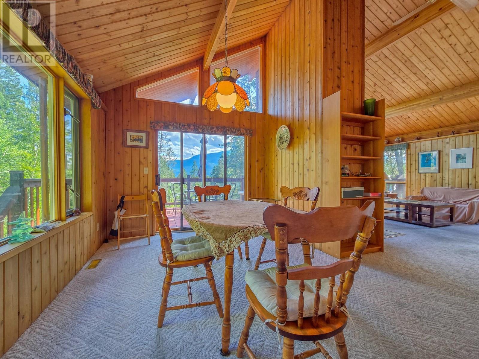 2830 Berrey Road, Brisco, British Columbia  V0A 1B0 - Photo 29 - 10356151