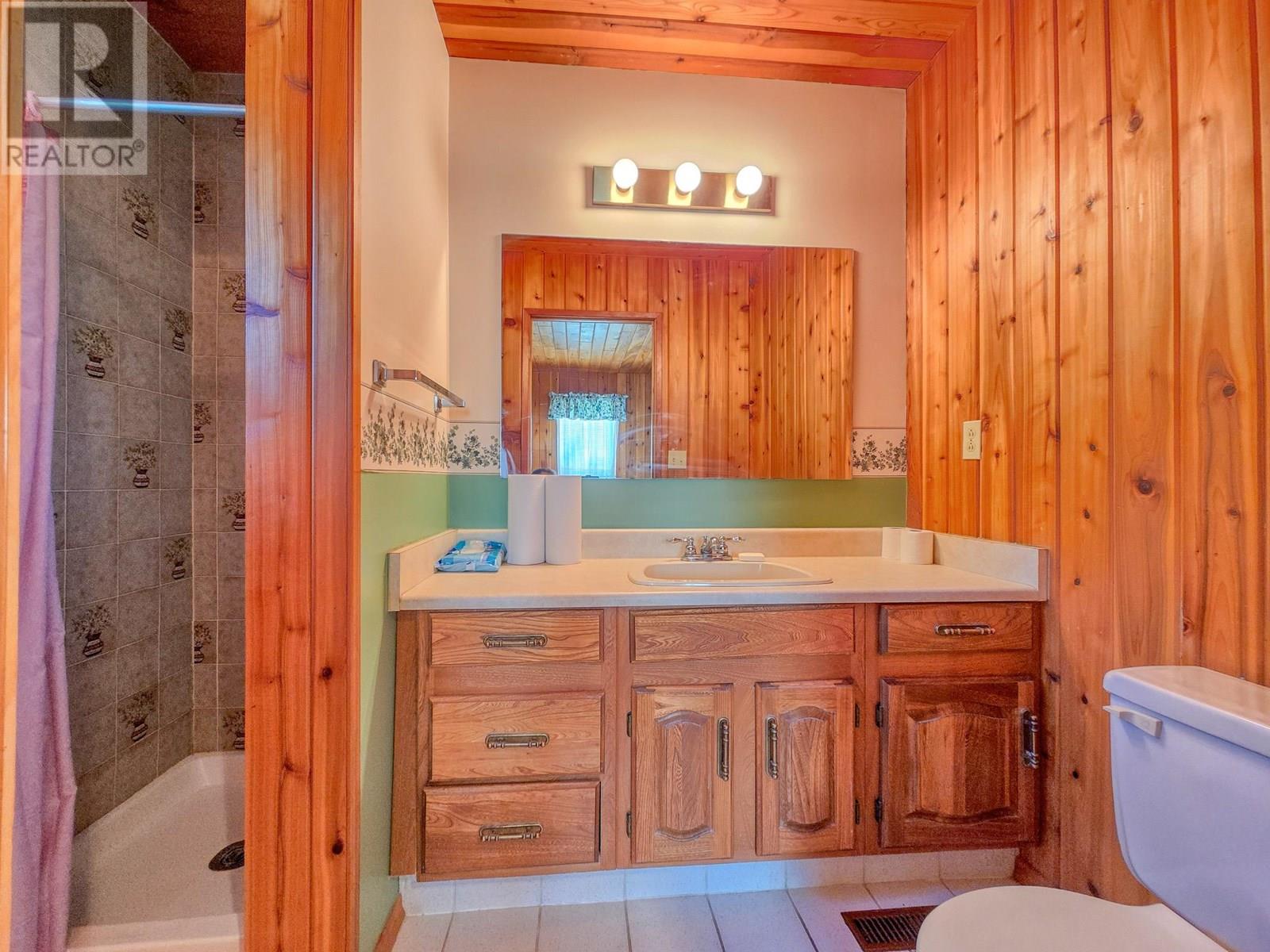 2830 Berrey Road, Brisco, British Columbia  V0A 1B0 - Photo 55 - 10356151