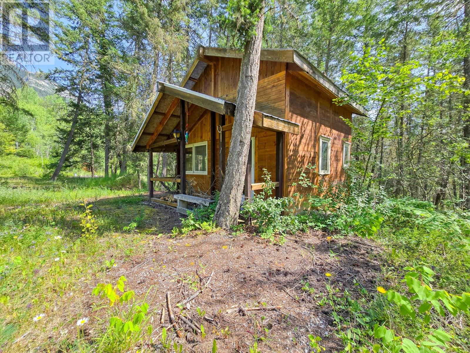 2830 Berrey Road, Brisco, British Columbia  V0A 1B0 - Photo 72 - 10356151
