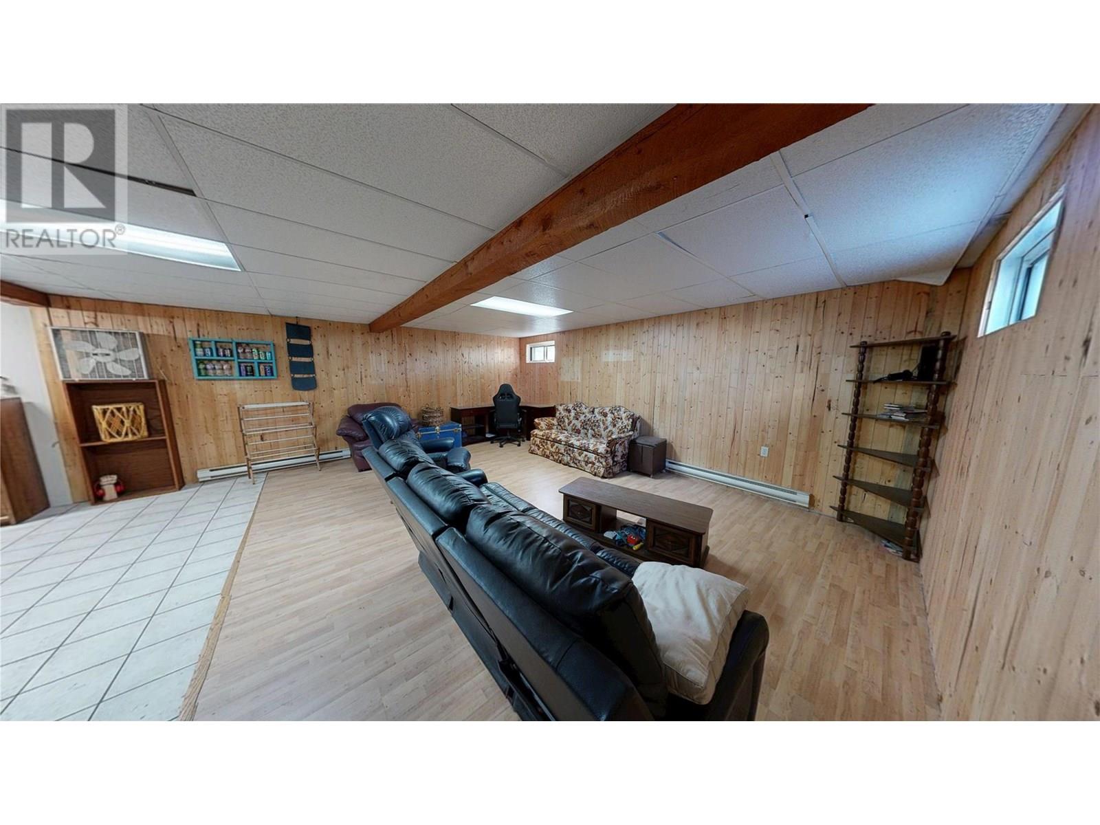 7516 Columbia Avenue, Radium Hot Springs, British Columbia  V0A 1M0 - Photo 28 - 10357048