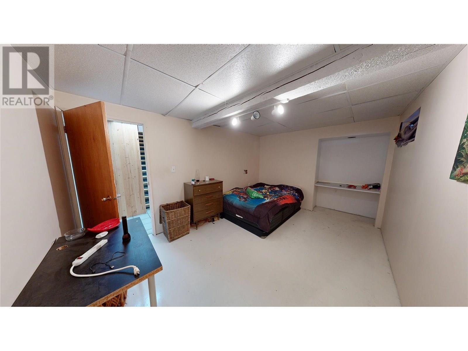 7516 Columbia Avenue, Radium Hot Springs, British Columbia  V0A 1M0 - Photo 31 - 10357048