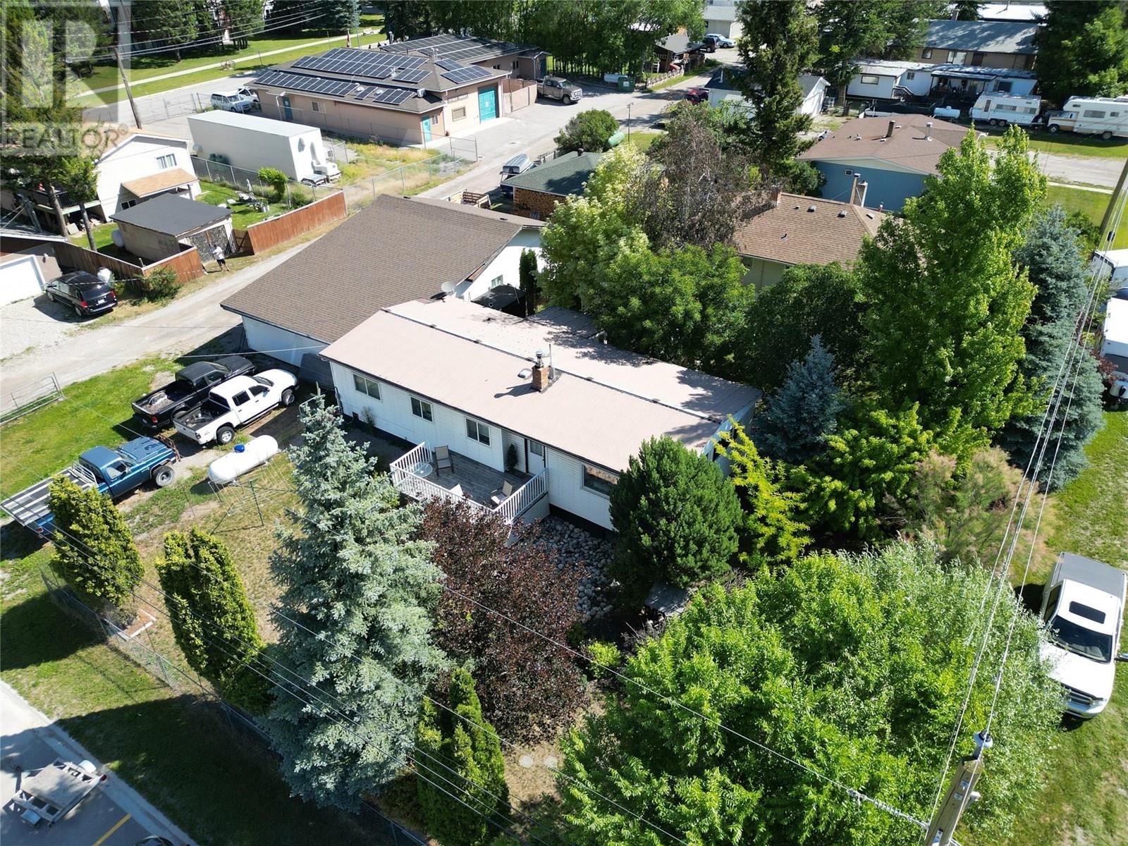 7516 Columbia Avenue, Radium Hot Springs, British Columbia  V0A 1M0 - Photo 38 - 10357048