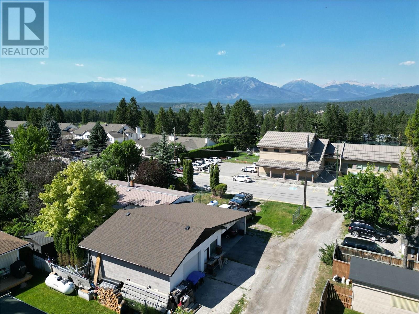 7516 Columbia Avenue, Radium Hot Springs, British Columbia  V0A 1M0 - Photo 43 - 10357048