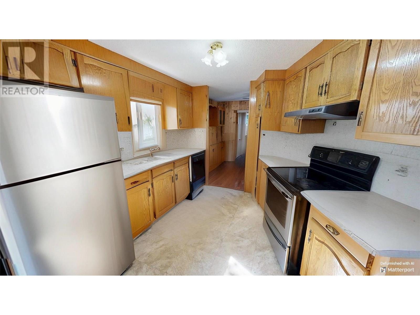 7516 Columbia Avenue, Radium Hot Springs, British Columbia  V0A 1M0 - Photo 8 - 10357048