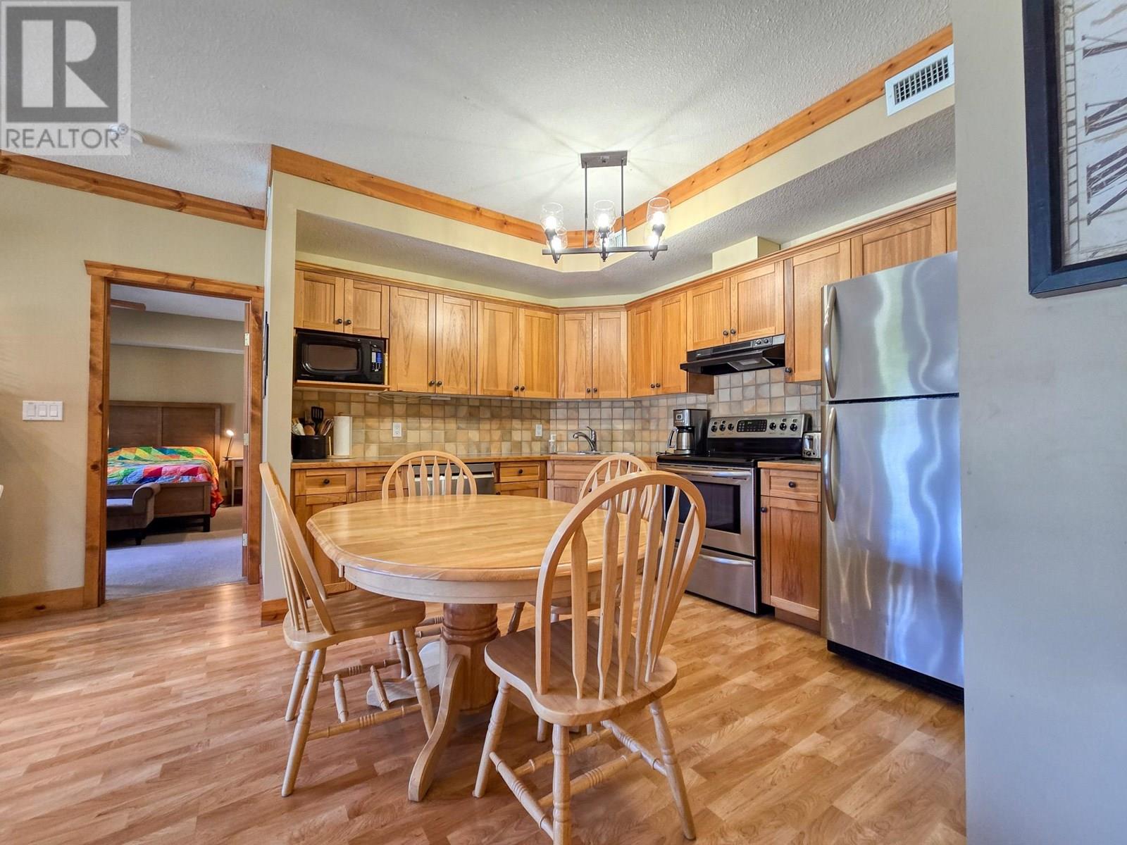 701 14a Crescent Unit# 112, Invermere, British Columbia  V0A 1K4 - Photo 34 - 10356936