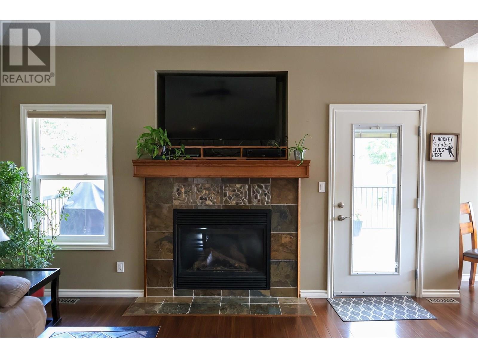1448 Hemlock Street, Golden, British Columbia  V0A 1H6 - Photo 11 - 10356953