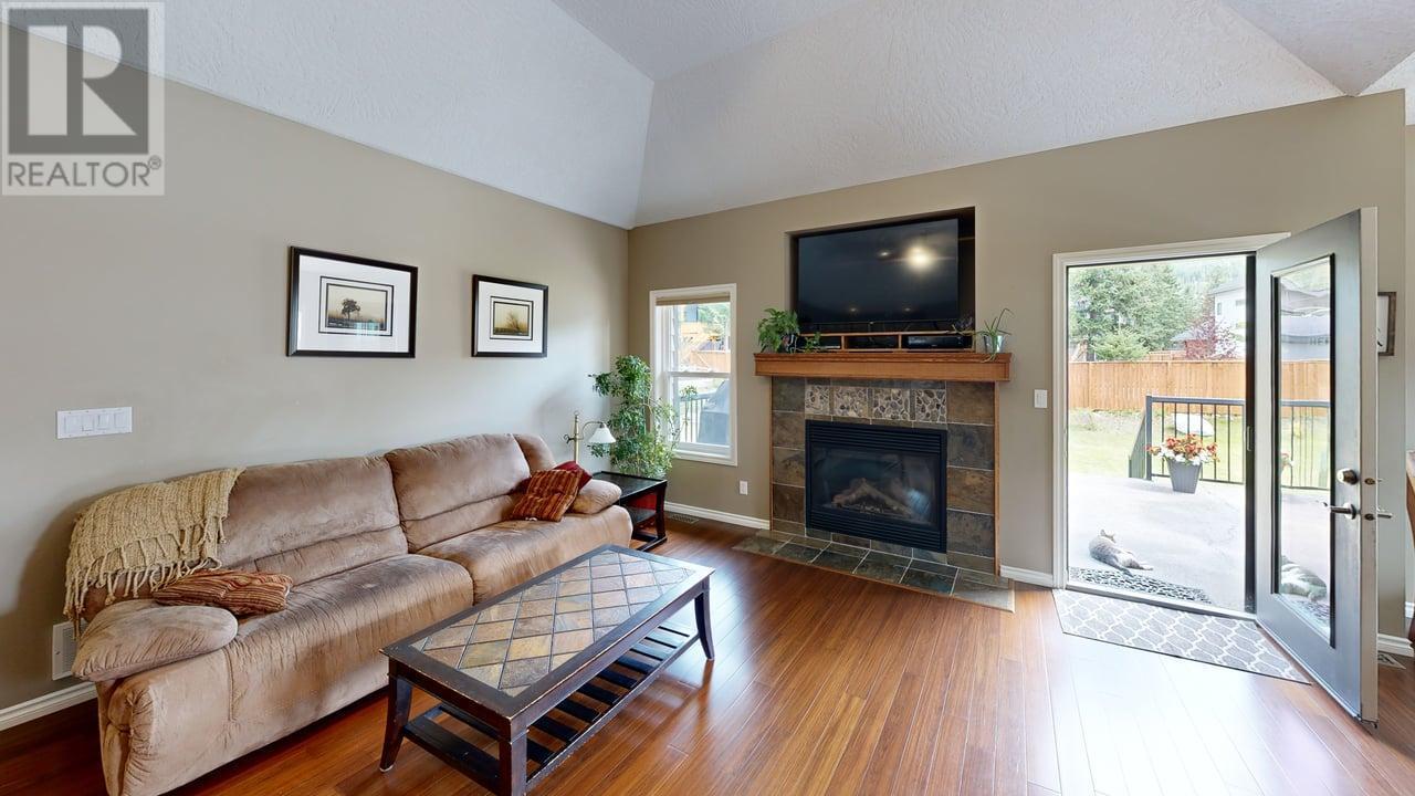 1448 Hemlock Street, Golden, British Columbia  V0A 1H6 - Photo 12 - 10356953