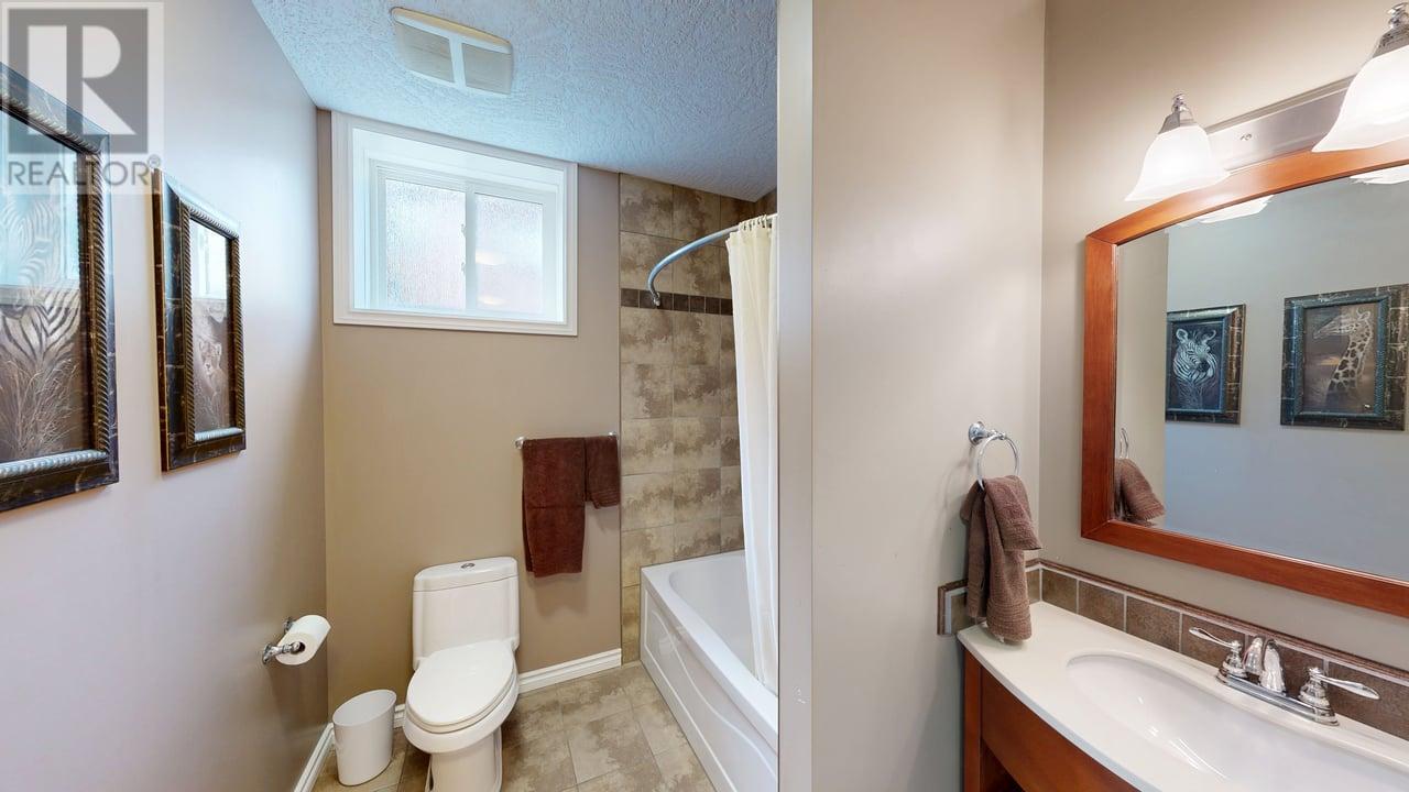 1448 Hemlock Street, Golden, British Columbia  V0A 1H6 - Photo 42 - 10356953