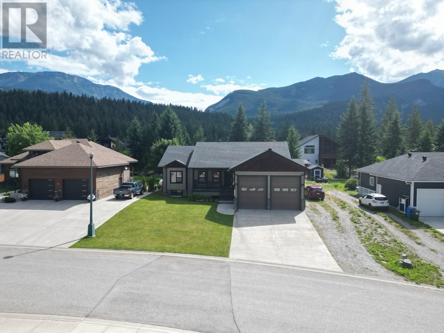 1448 Hemlock Street, Golden, British Columbia  V0A 1H6 - Photo 45 - 10356953