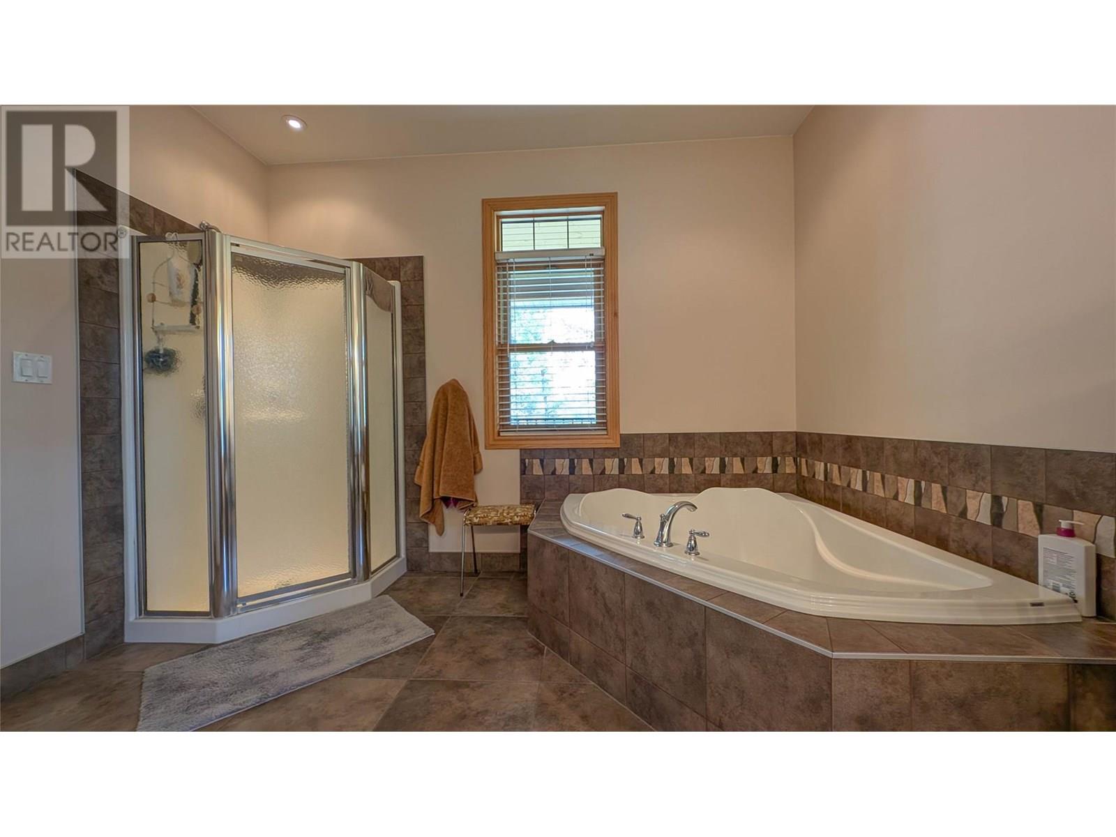 4197 Coy Road, Invermere, British Columbia  V0A 1K4 - Photo 17 - 10357542