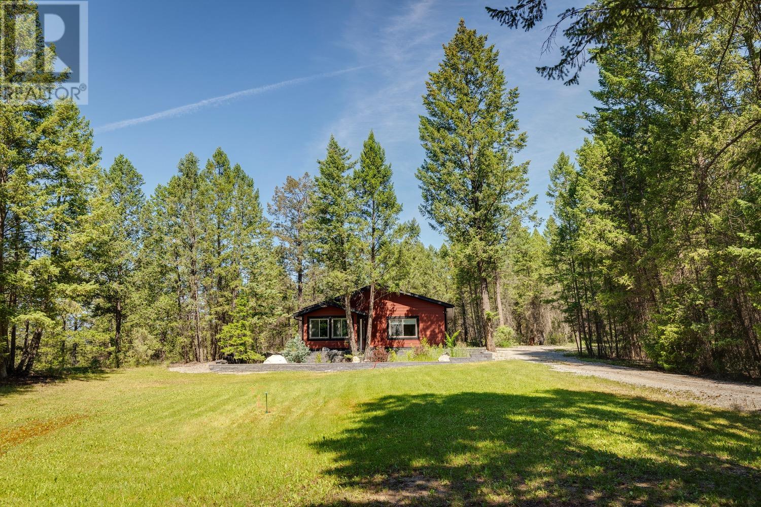 8566 Eacrett Road, Dry Gulch, British Columbia  V0A 1K2 - Photo 3 - 10357505