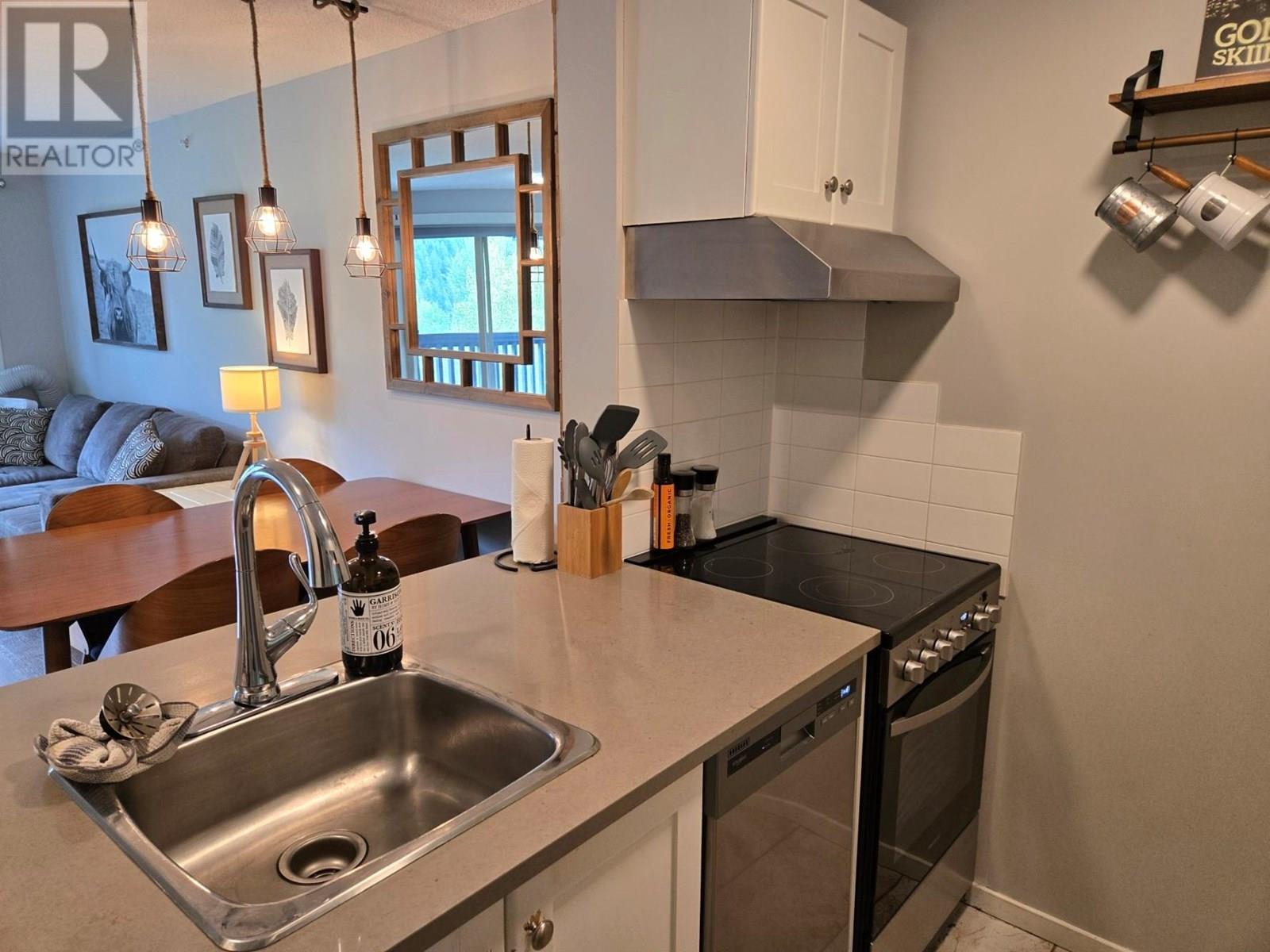 2060 Summit Drive Unit# 412, Panorama, British Columbia  V0A 1T0 - Photo 18 - 10357397