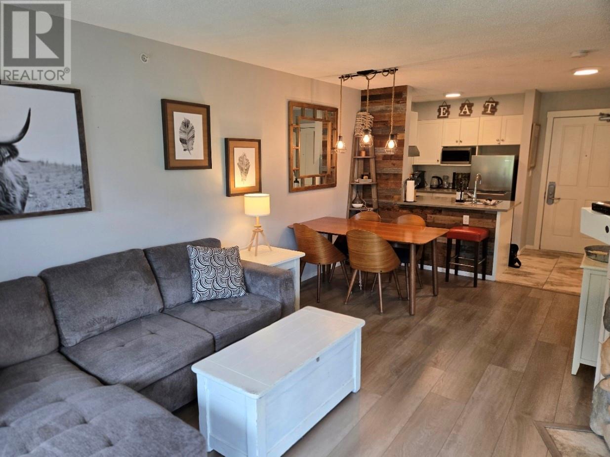 2060 Summit Drive Unit# 412, Panorama, British Columbia  V0A 1T0 - Photo 6 - 10357397