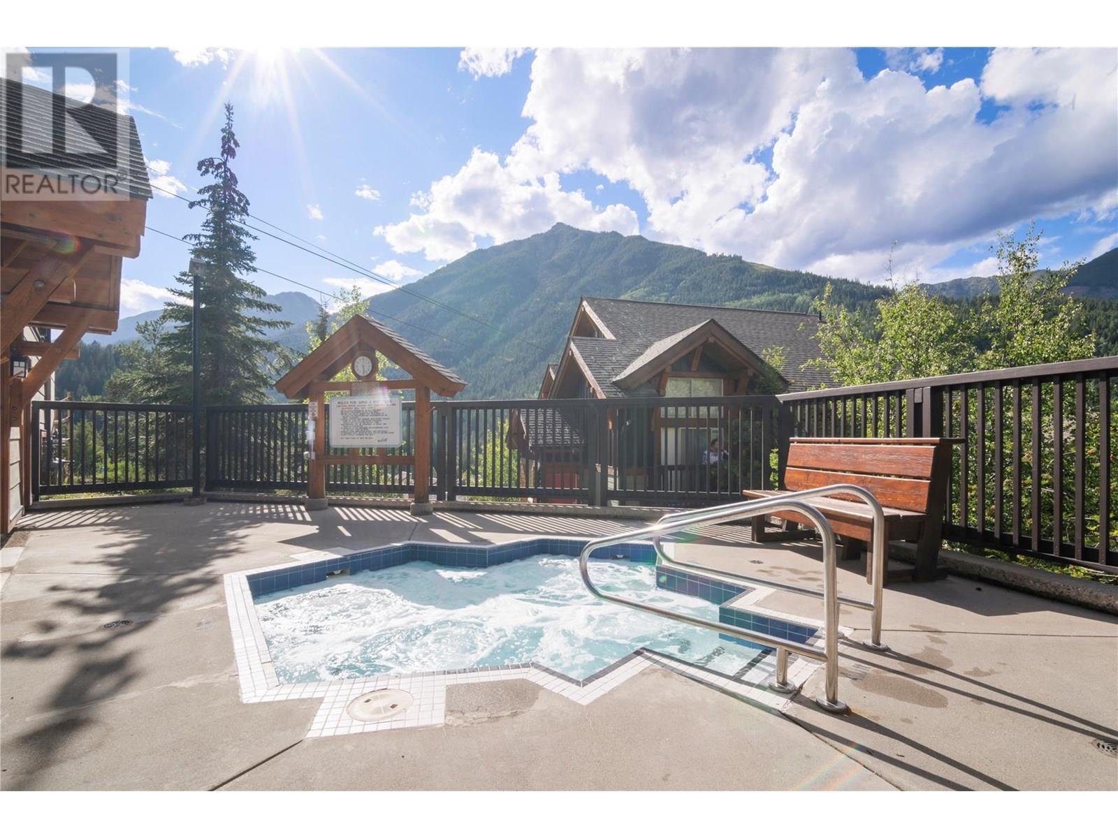 2049 Summit Drive Unit# 311c, Panorama, British Columbia  V0A 1T0 - Photo 30 - 10357631