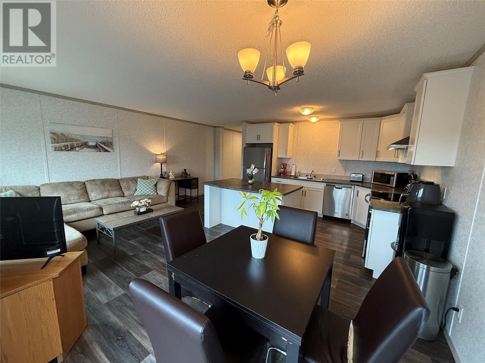 2133 14 Avenue Unit# 2, Invermere, British Columbia  V0A 1K4 - Photo 5 - 10353211
