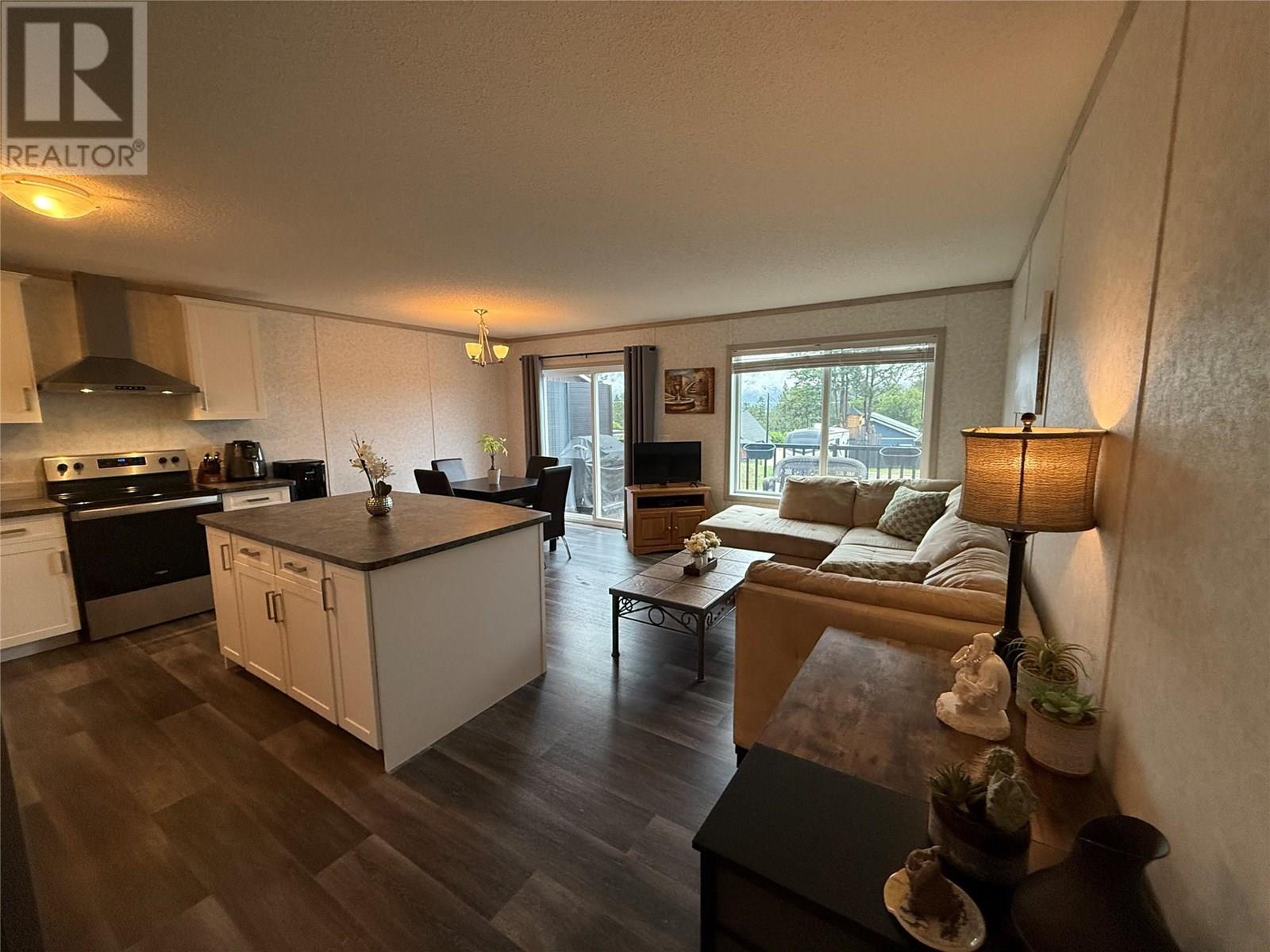 2133 14 Avenue Unit# 2, Invermere, British Columbia  V0A 1K4 - Photo 6 - 10353211