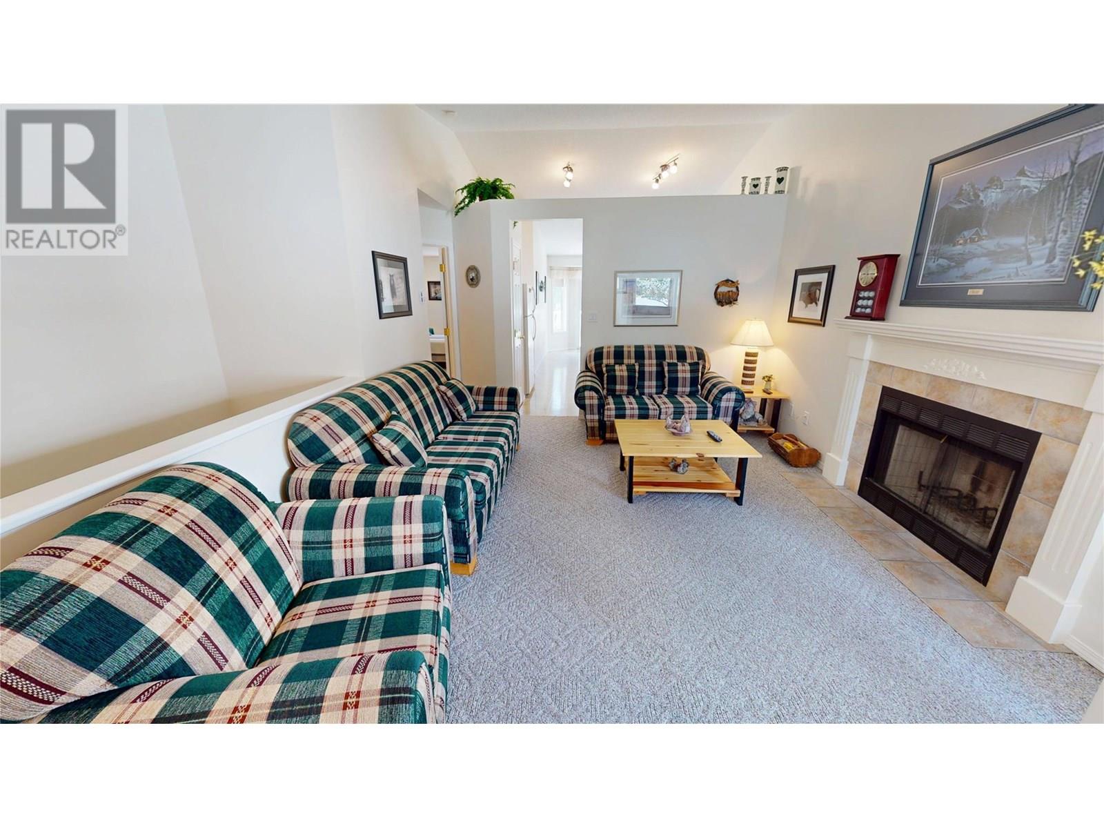 7515 Columbia Avenue Unit# 22, Radium Hot Springs, British Columbia  V0A 1M0 - Photo 3 - 10357816