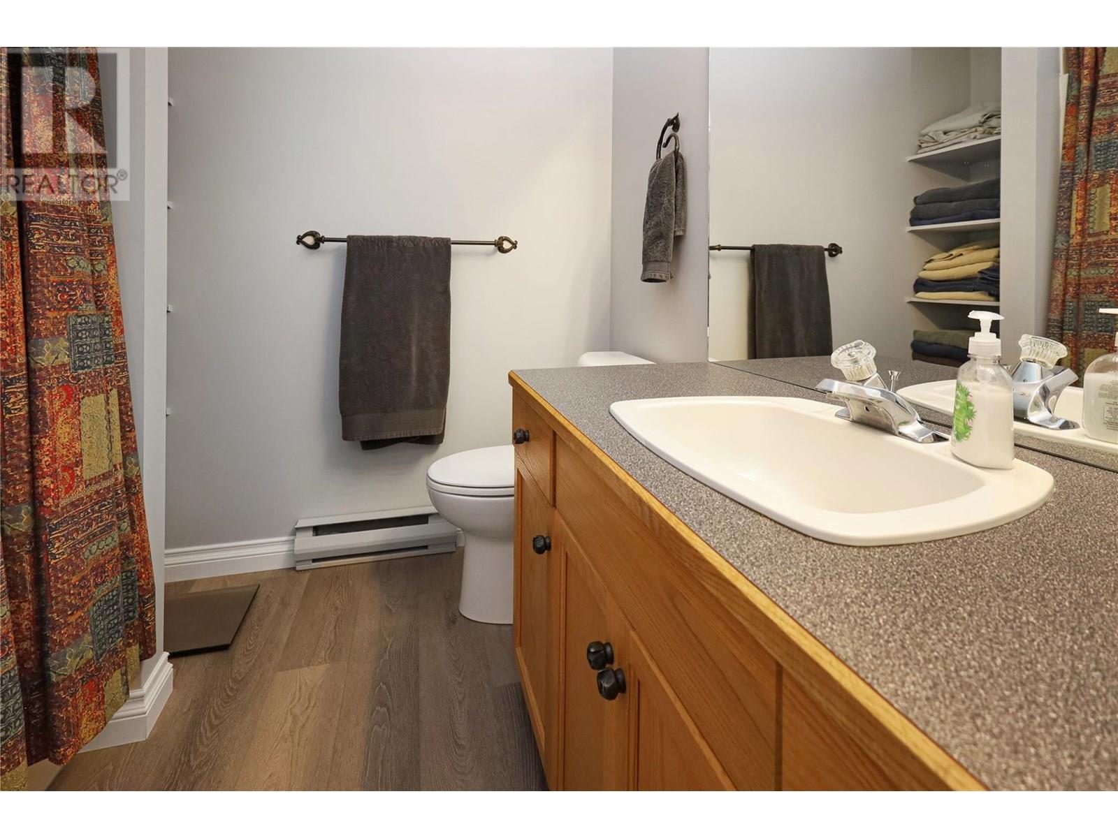 7595 Pioneer Avenue Unit# 13, Radium Hot Springs, British Columbia  V0A 1M0 - Photo 26 - 10357755