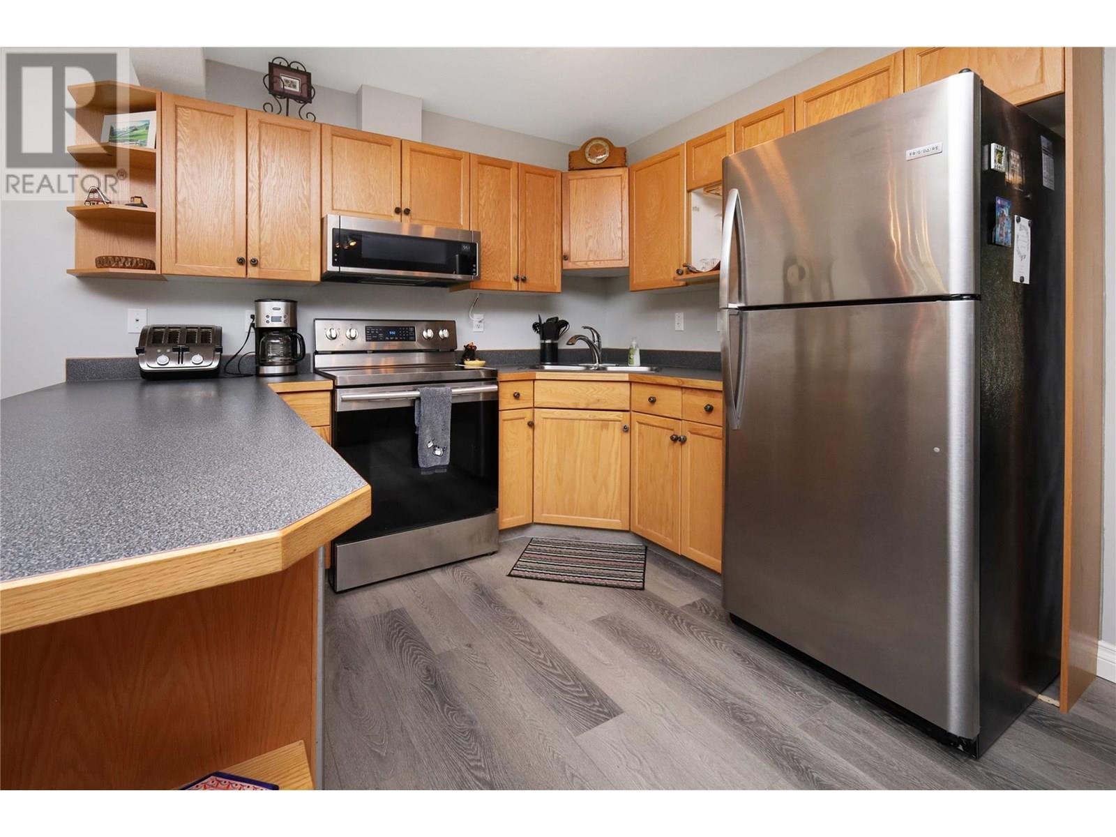 7595 Pioneer Avenue Unit# 13, Radium Hot Springs, British Columbia  V0A 1M0 - Photo 7 - 10357755