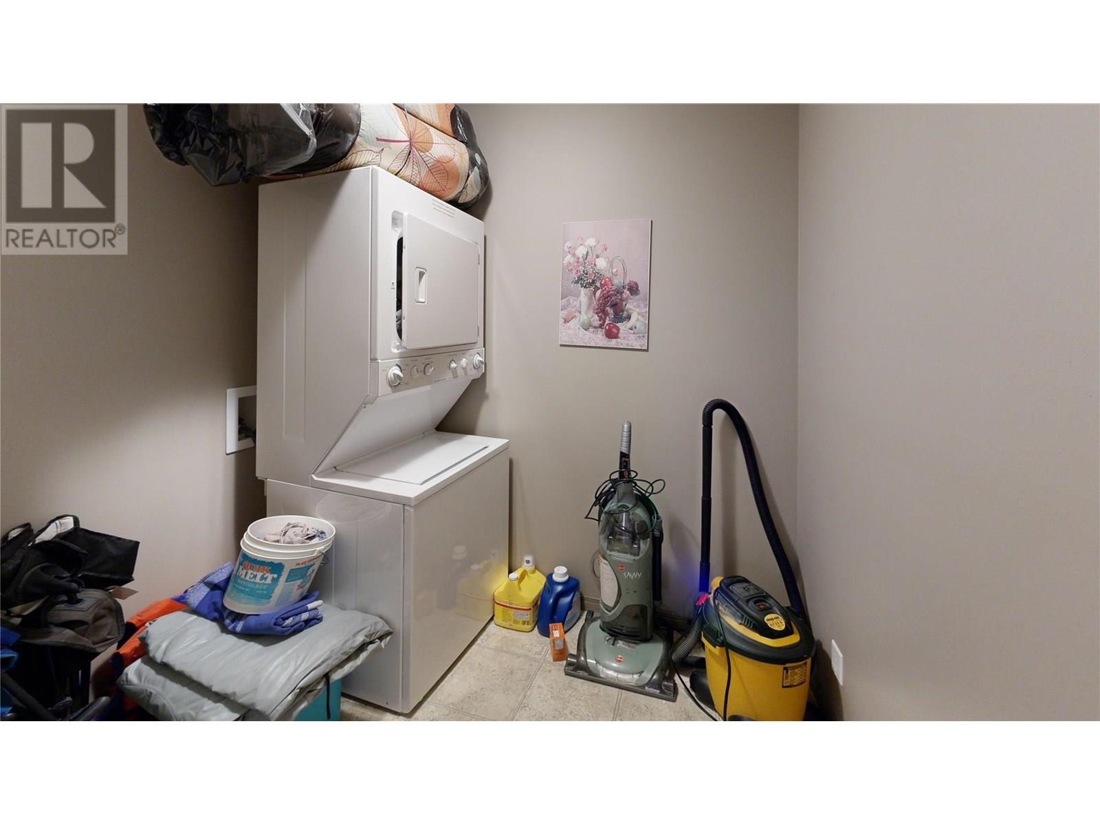 4874 Stanley Street Unit# 207, Radium Hot Springs, British Columbia  V0A 1M0 - Photo 14 - 10358083