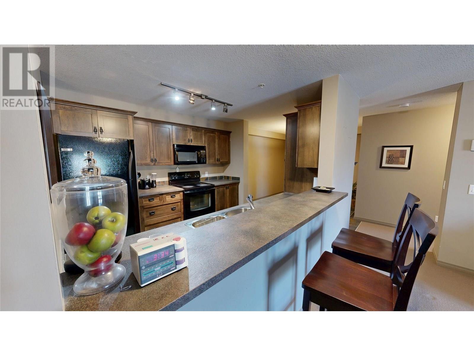 4874 Stanley Street Unit# 207, Radium Hot Springs, British Columbia  V0A 1M0 - Photo 7 - 10358083