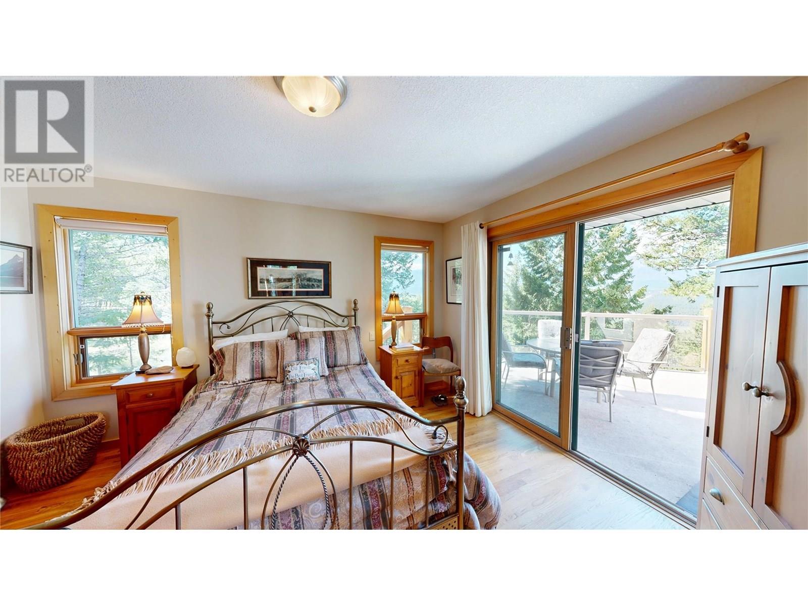 8161 93/95 Highway, Radium Hot Springs, British Columbia  V0A 1M0 - Photo 12 - 10358109