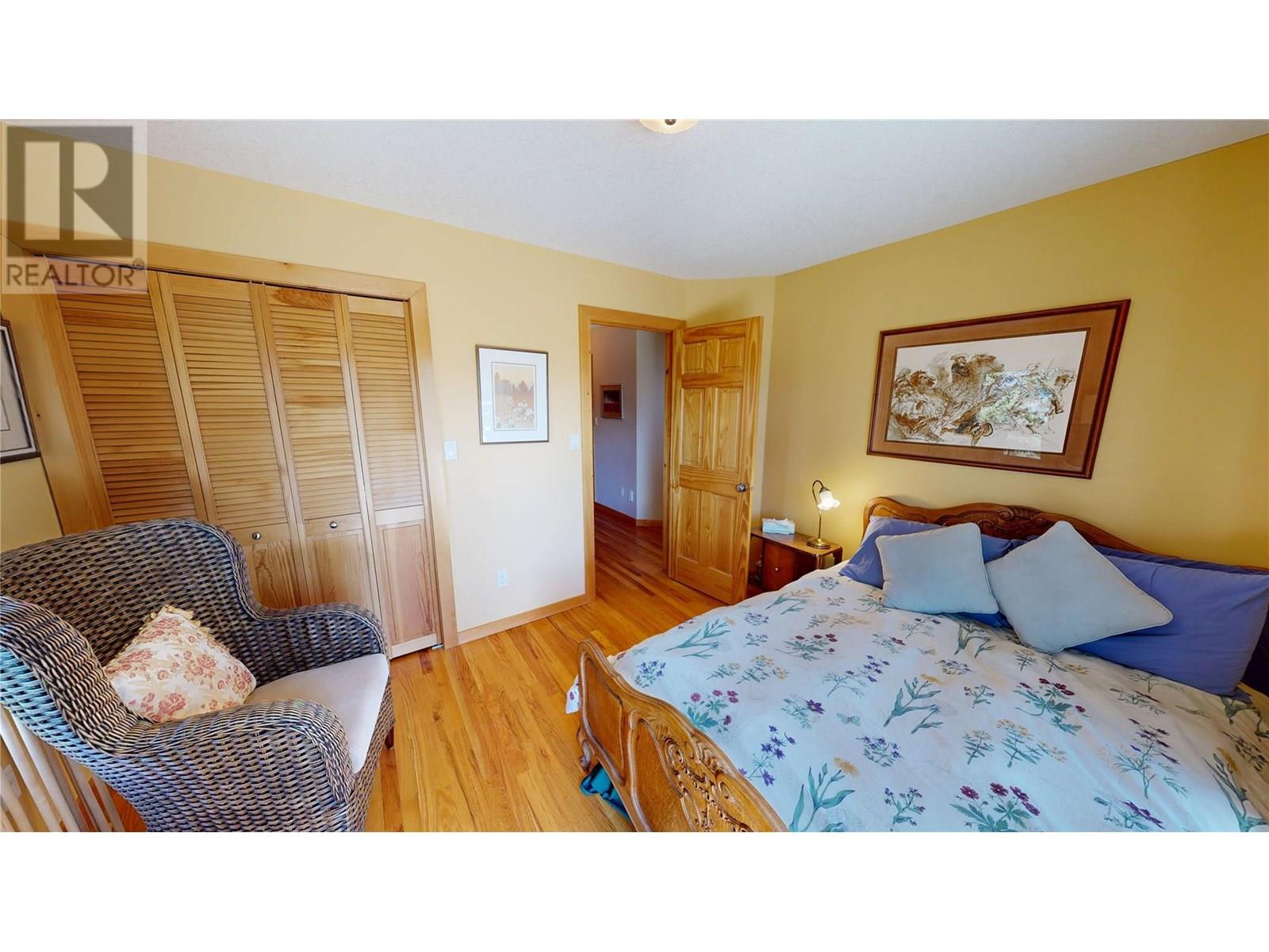 8161 93/95 Highway, Radium Hot Springs, British Columbia  V0A 1M0 - Photo 20 - 10358109