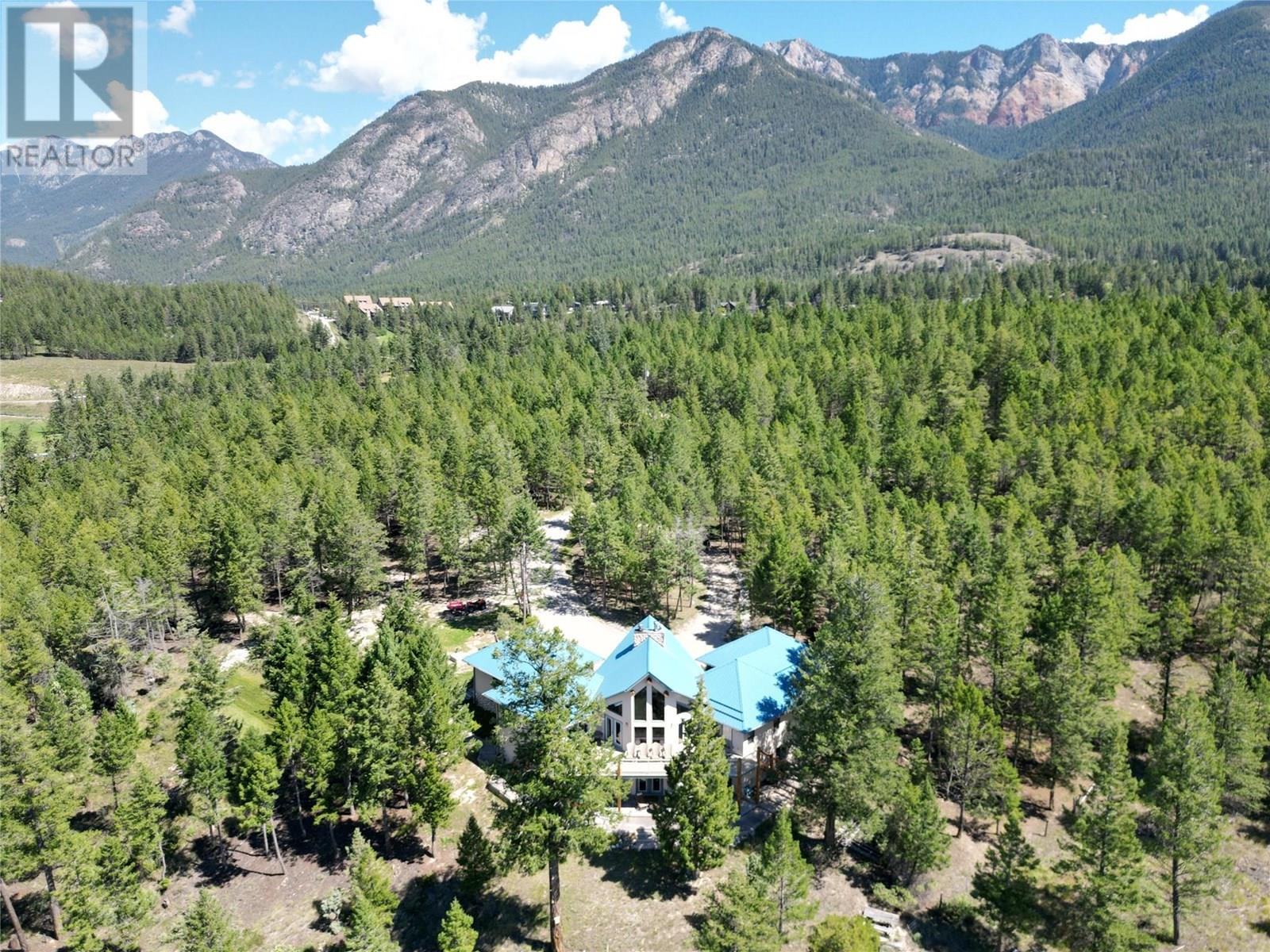 8161 93/95 Highway, Radium Hot Springs, British Columbia  V0A 1M0 - Photo 39 - 10358109