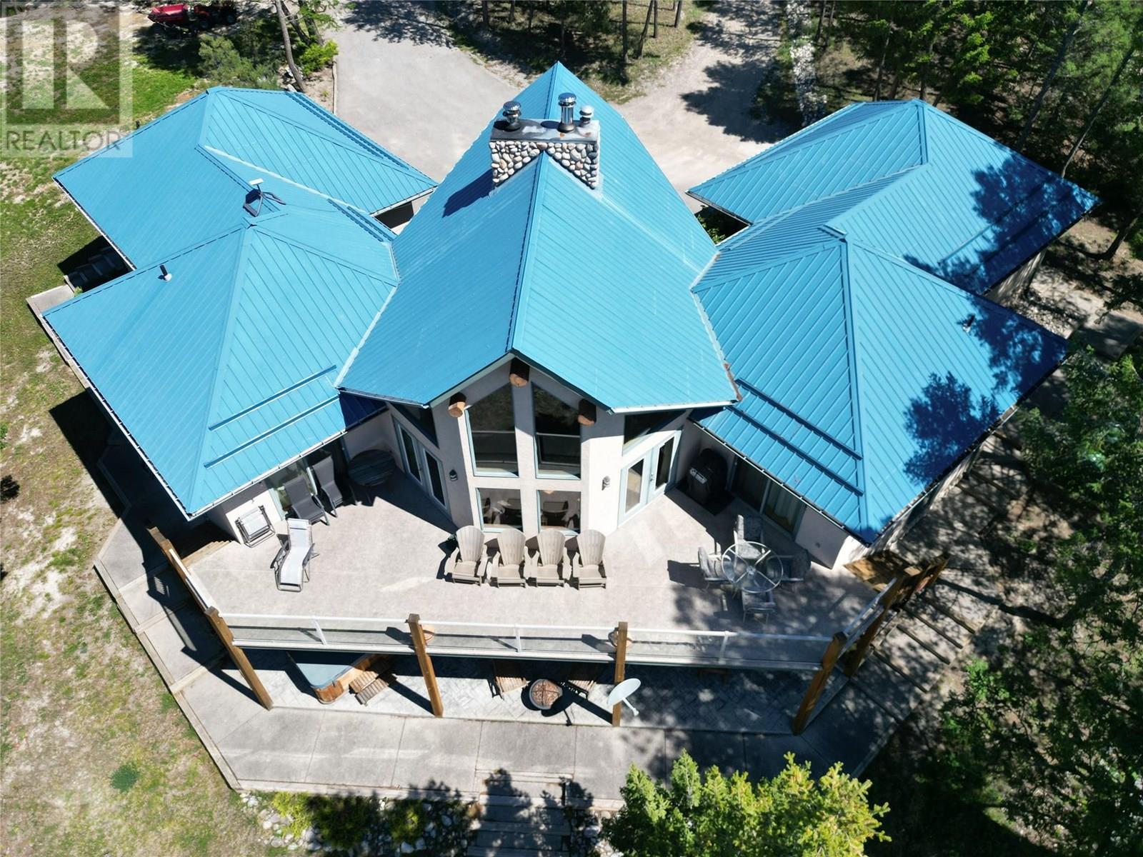 8161 93/95 Highway, Radium Hot Springs, British Columbia  V0A 1M0 - Photo 40 - 10358109